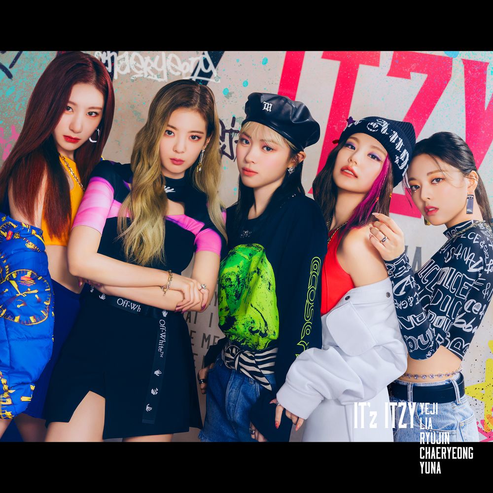 ITZY RYUJIN SIGNED 5TH MINI ALBUM 'CHECKMATE' OFFICIAL EVENT POSTCARD