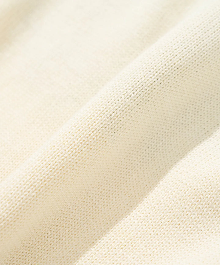 **QWER -Siyeon Let's love donut round knit IVORY