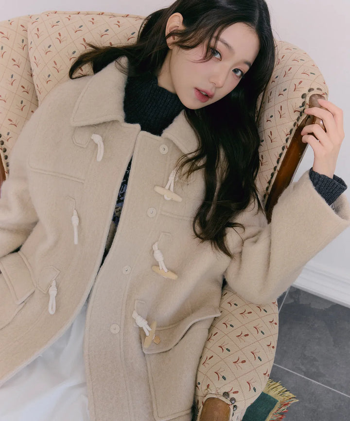 ** JANG WONYOUNG Pick (of IVE) -HAIRY DUFFLE HALF COAT BEIGE