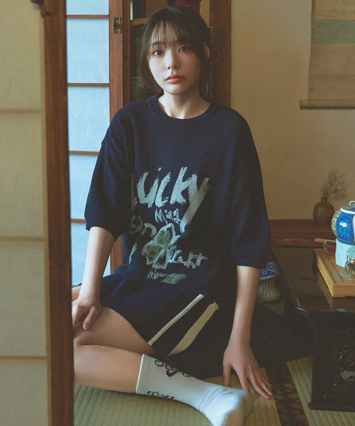 **QWER -Siyeon Cool Ever Clover Round Knitwear NAVY