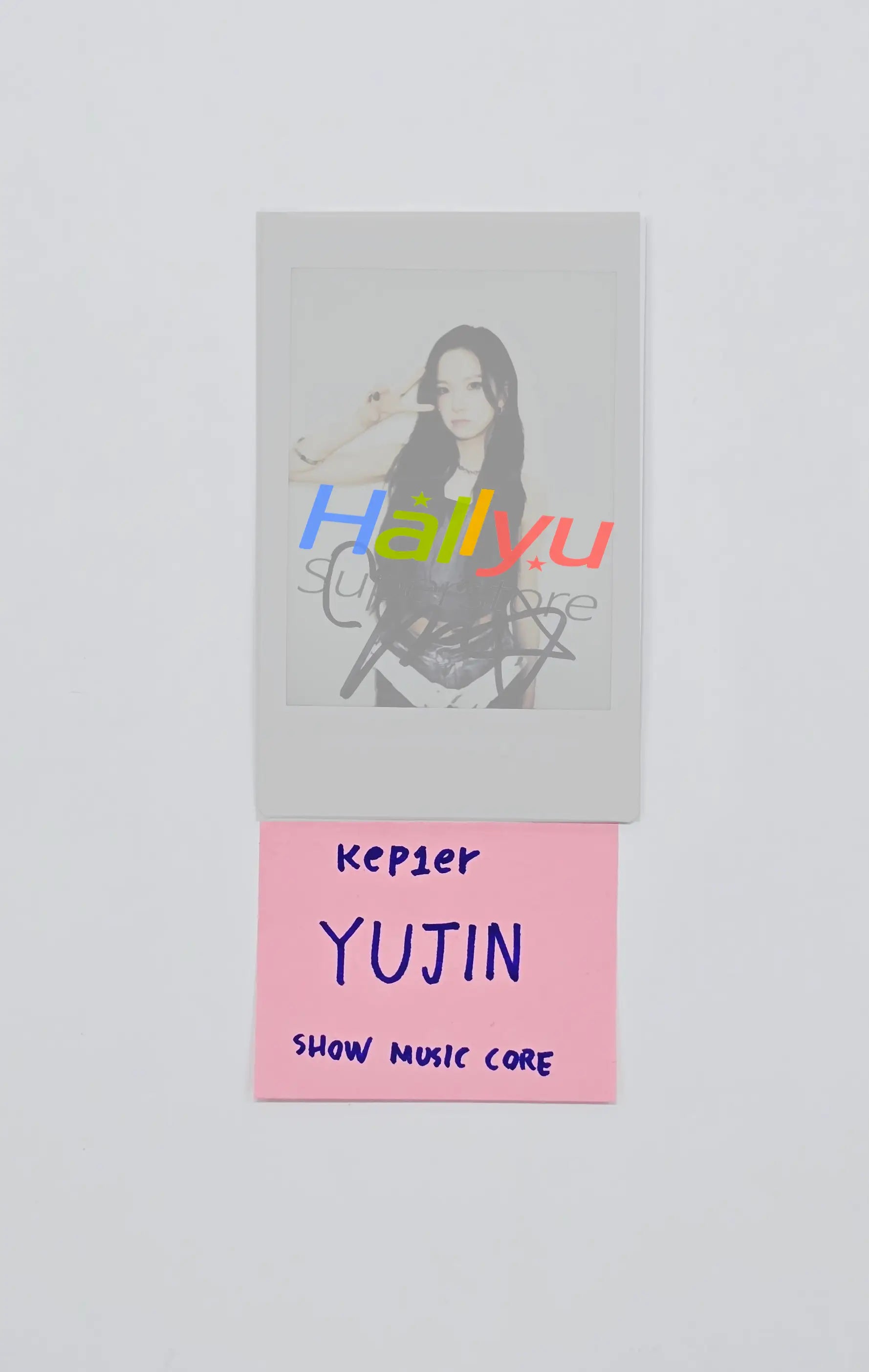 YUJIN (of Kep1er) - Hand Autographed(Signed) Polaroid [26.05.13