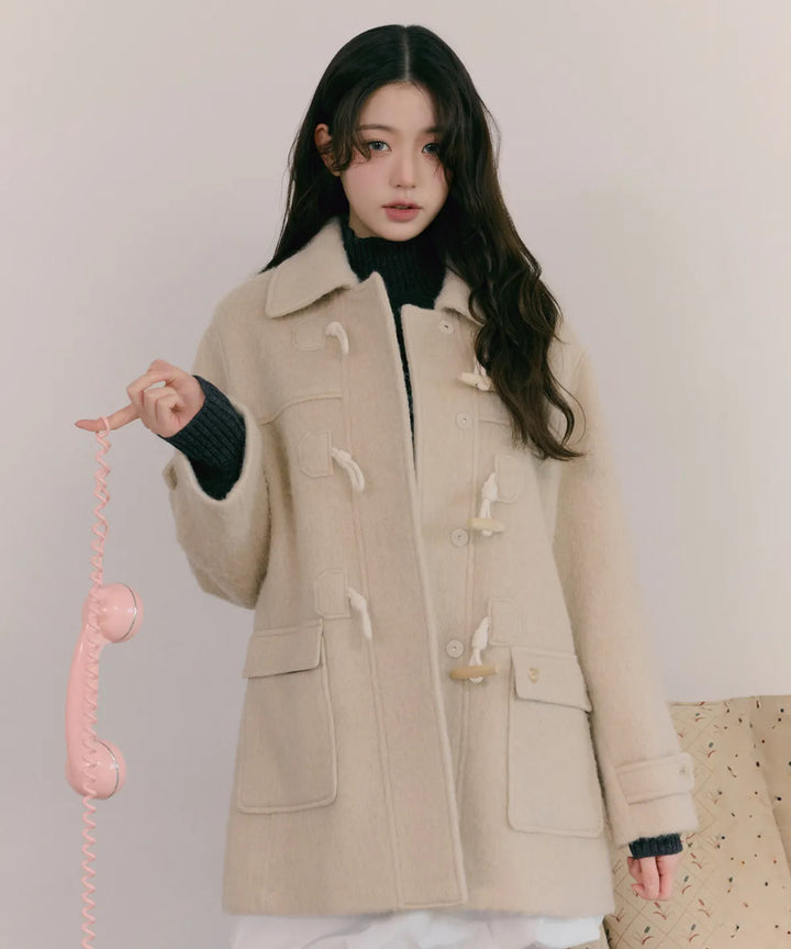 ** JANG WONYOUNG Pick (of IVE) -HAIRY DUFFLE HALF COAT BEIGE