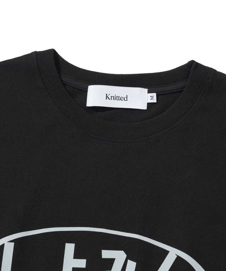 **QWER -Siyeon Logo T-shirt BLACK