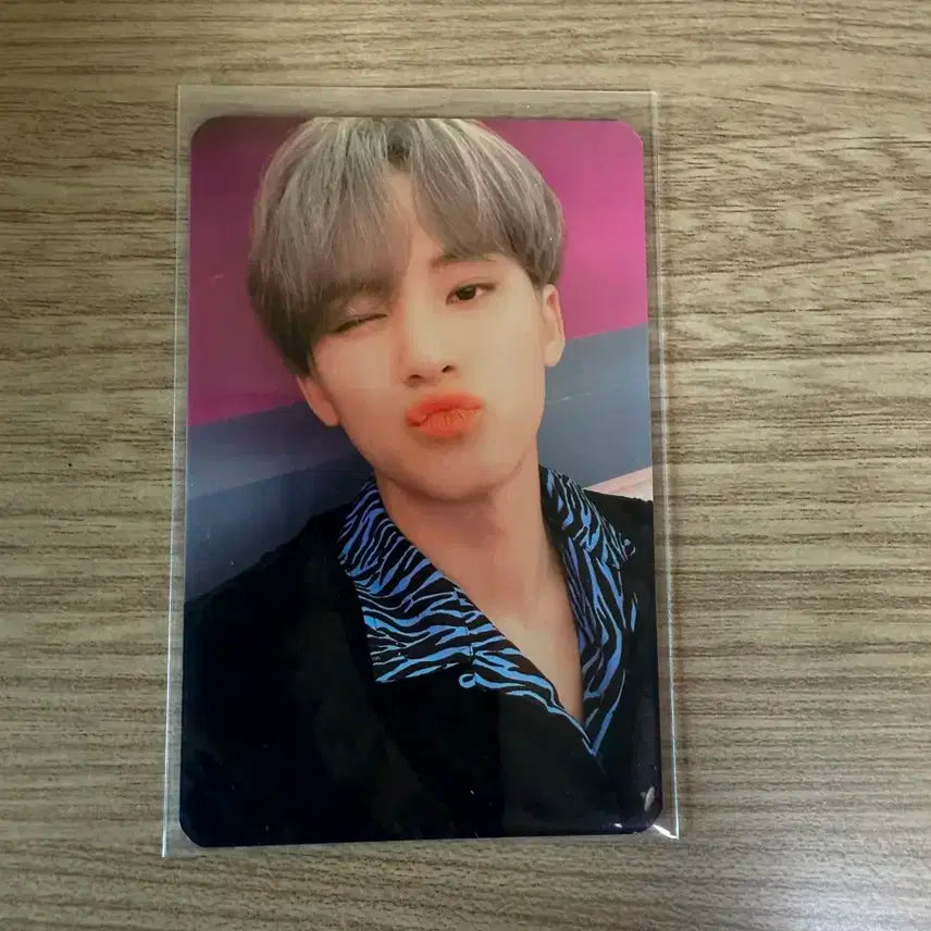 세븐틴 민규 포카 (가격 조정 가능)