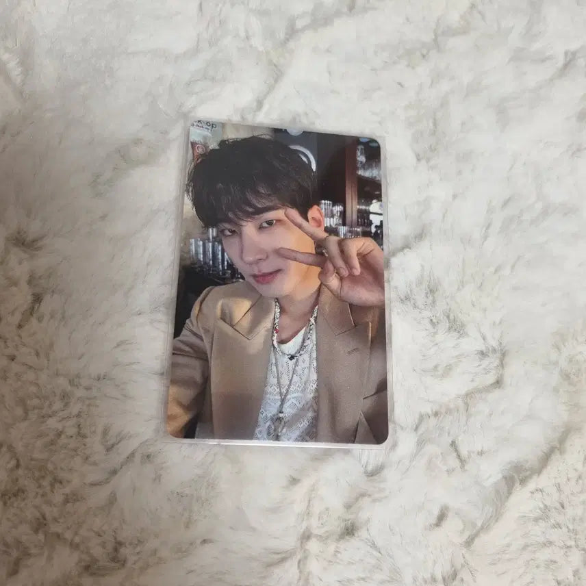 세븐틴 원우 음악의신 재팬 회장 한정 위버스 포카 양도