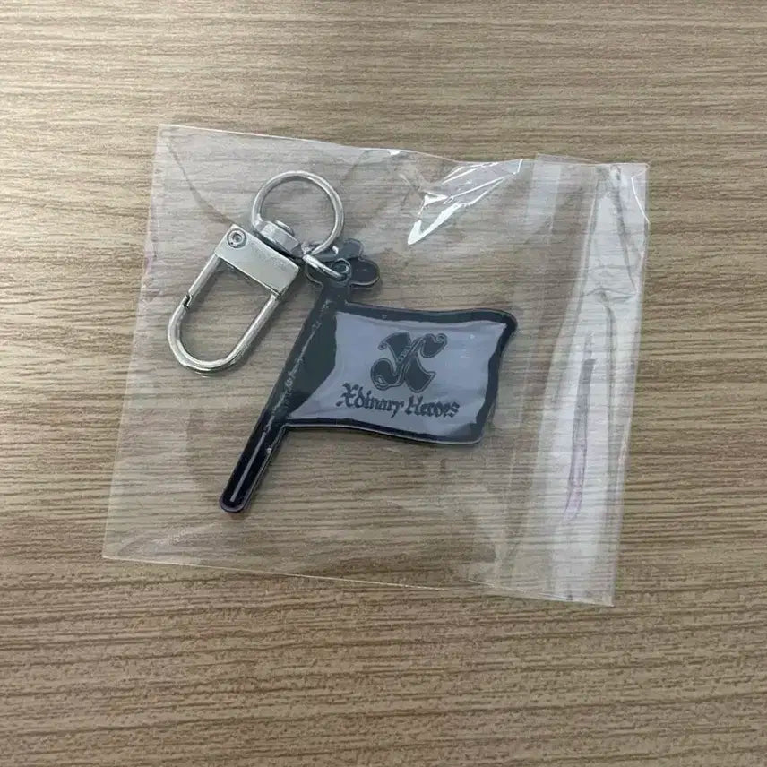 엑스디너리히어로즈 엑디즈 빌런즈부스 깃발 키링 판매