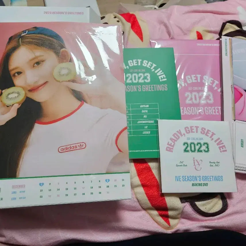 아이브 23 시그 시즌그리팅 포카 앨범