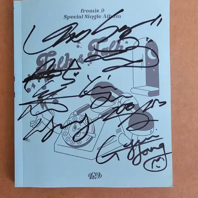 프로미스나인 톡앤톡 전원 싸인앨범 팝니다