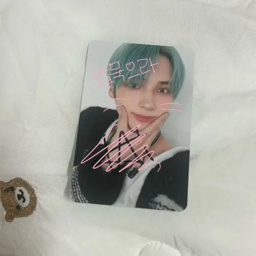 투바투 휴닝카이 아궁빵 믹스 싸인포카 양도합니다