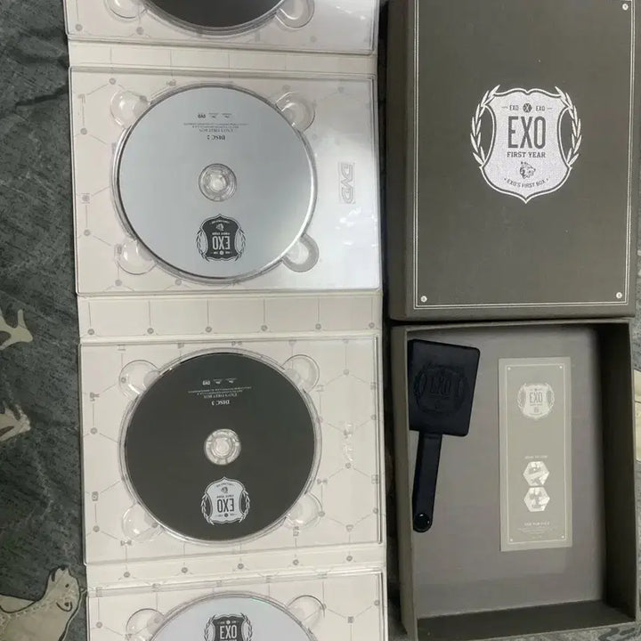 EXO's first box 엑소 퍼스트박스