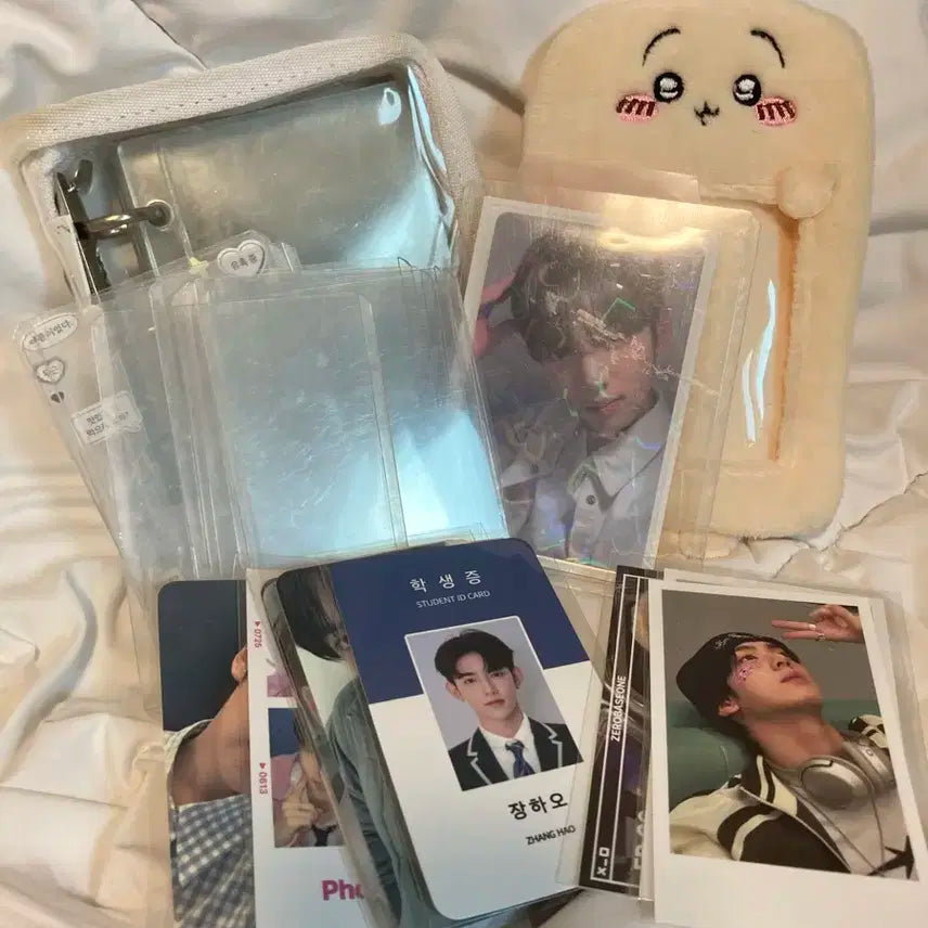 사진에 있는거 다 드려요) 제베원 한유진 강아지귀 위드뮤 럭드 유스인더쉐