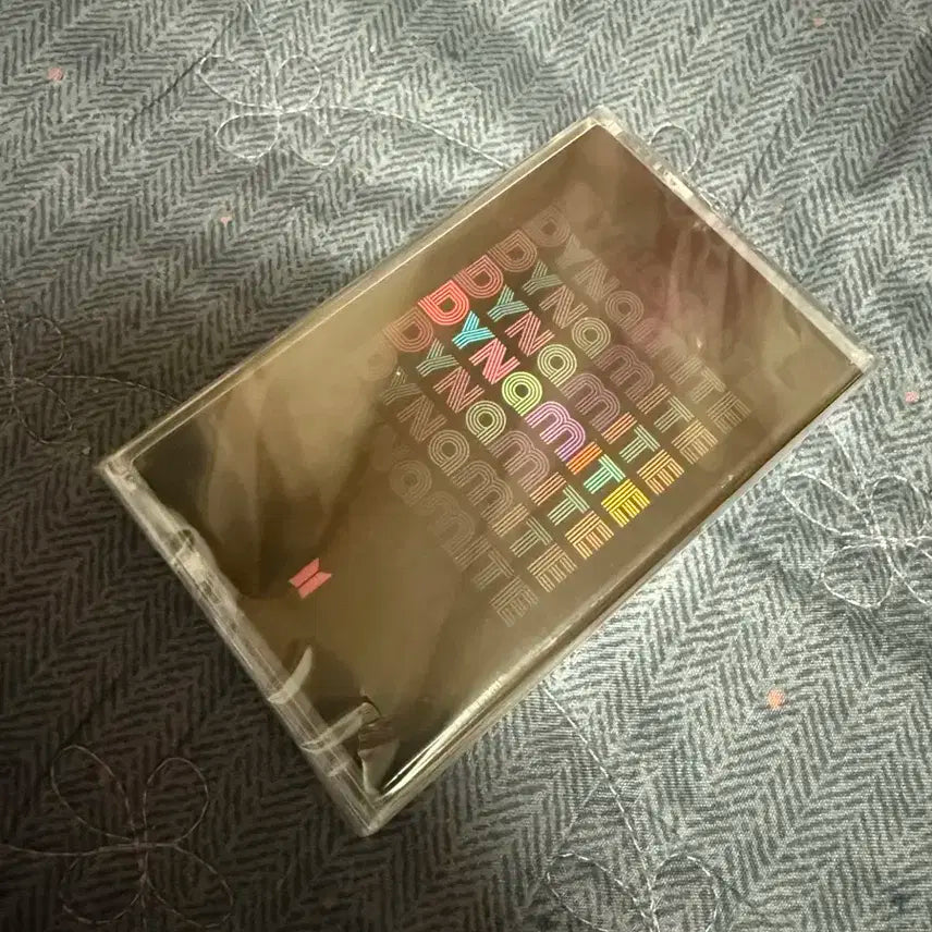 방탄소년단 다이너마이트 테이프 미개봉 판매합니다