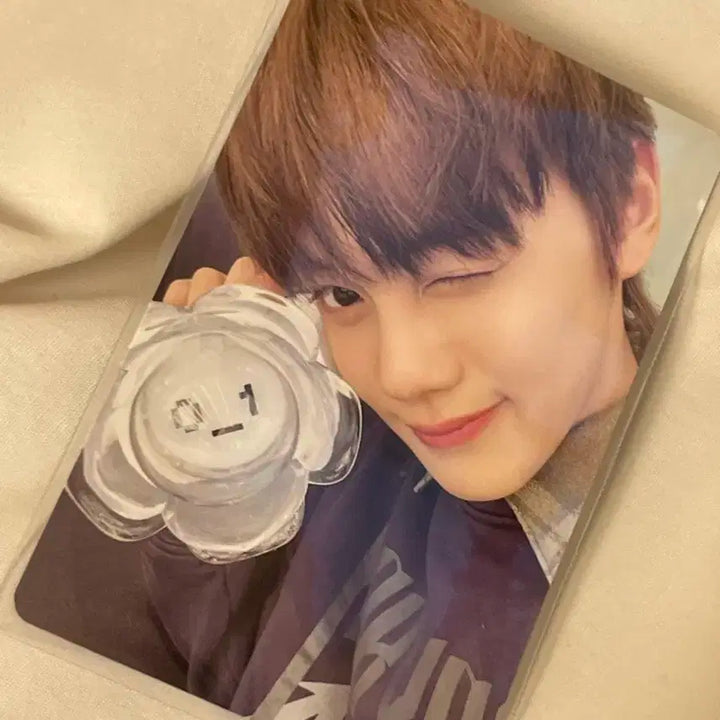 제로베이스원 응원봉 규빈 포카 양도