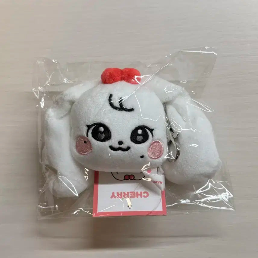 아이브 원영 미니브 팝업 체리 페이스키링 판매