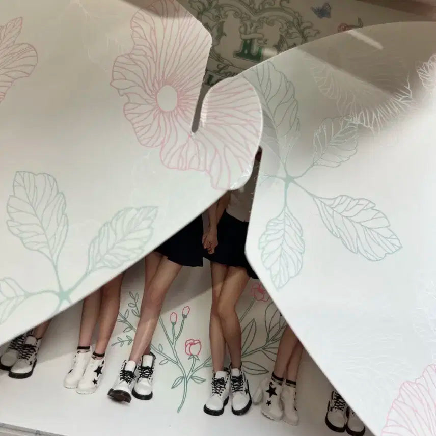 러블리즈 미니 1집 Lovelyz8