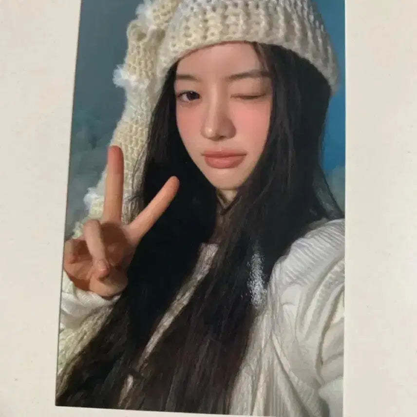 아일릿 민주 마그네틱 공방 포카