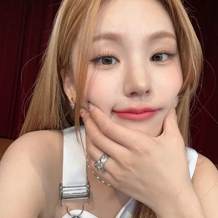 ITZY 있지 예지 yeji 케이크 친필 싸인 폴라 양도 판매   WTS