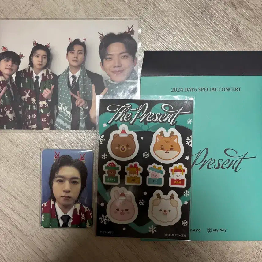 데이식스 2024 선물콘 입장포카 포카세트 판매합니다