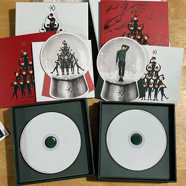 엑소 12월의기적 싸인앨범 + 스노우볼