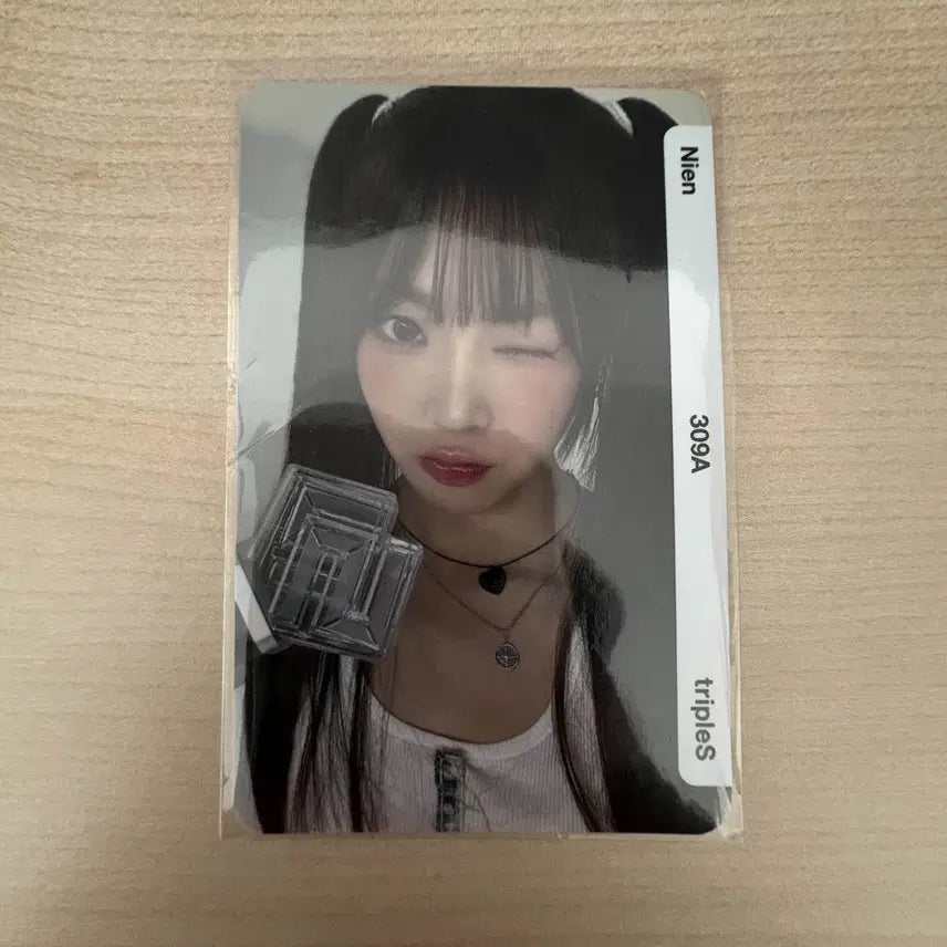 트리플에스 니엔 응원봉 실물 옵젝