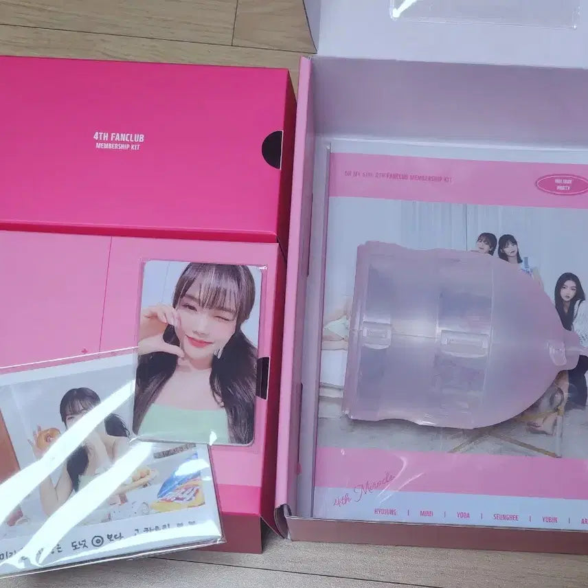 OH MY GIRL セット Oh My Girl - Golden Hourglass The 9th Mini Album (KiT Ver.)
