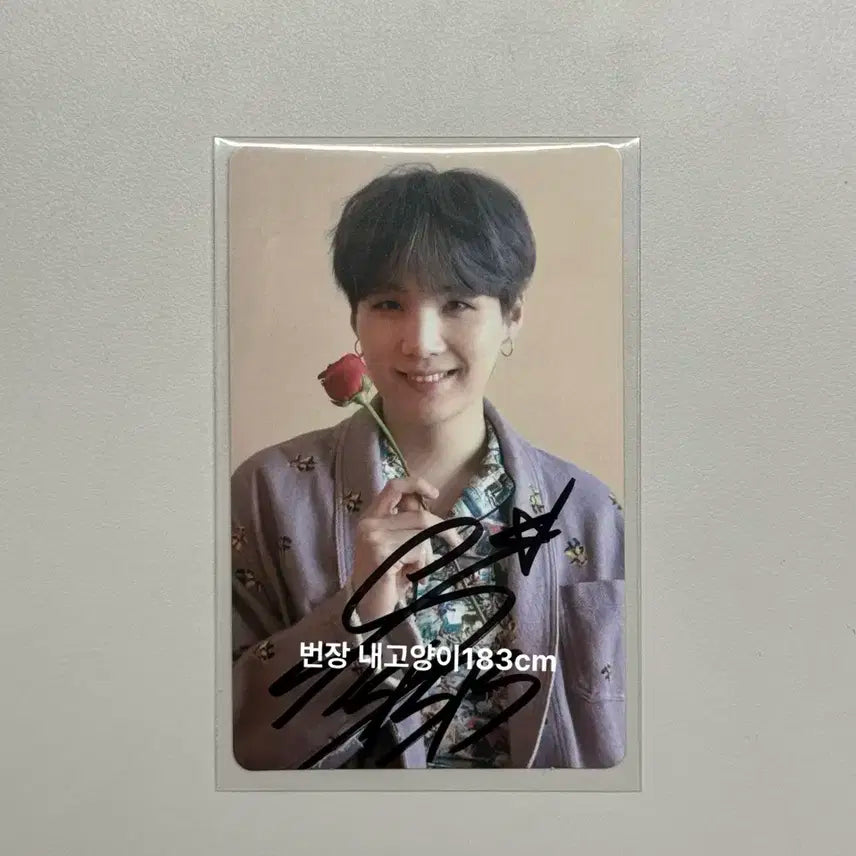 방탄소년단 2019 메모리즈 슈가 친필 사인 포카 방탄 BTS 민윤기