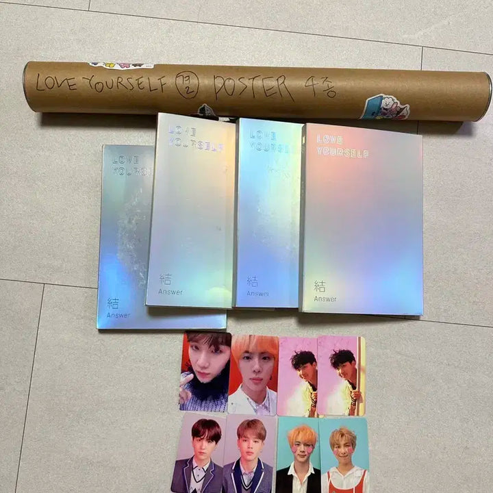 방탄 BTS 앨범 포스터 캔뱃지 교통카드 등 굿즈 일괄