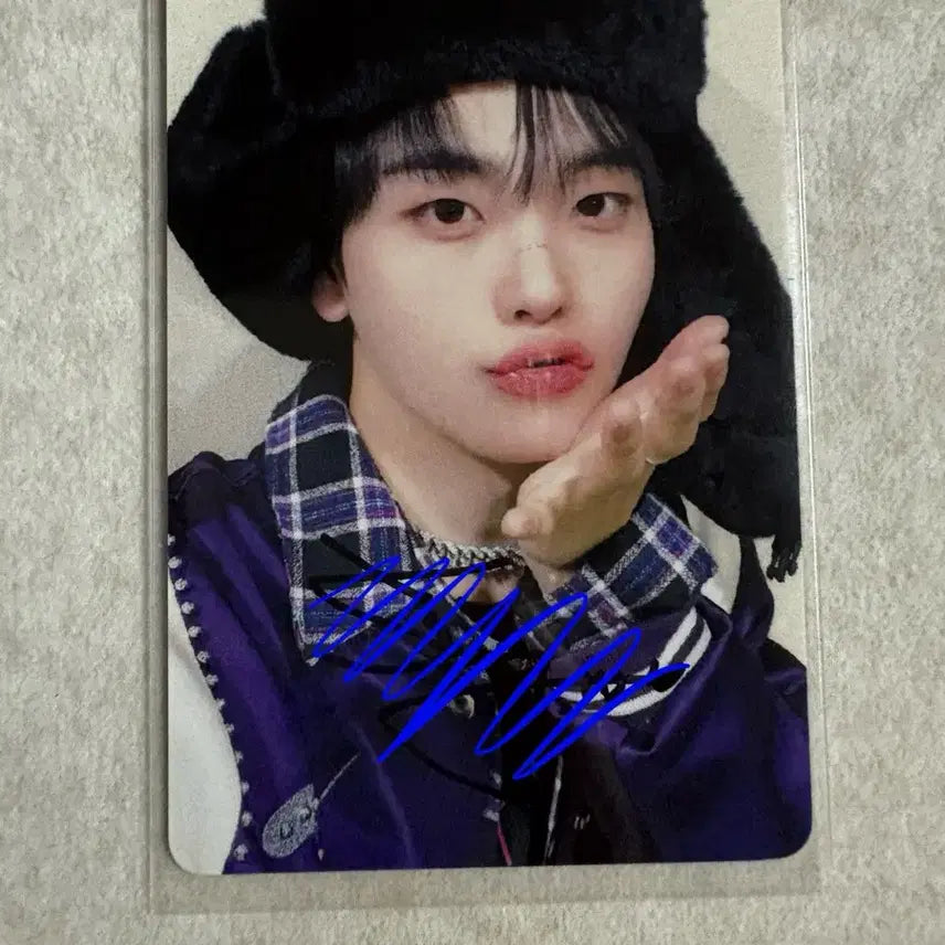 크래비티 형준 싸인포카