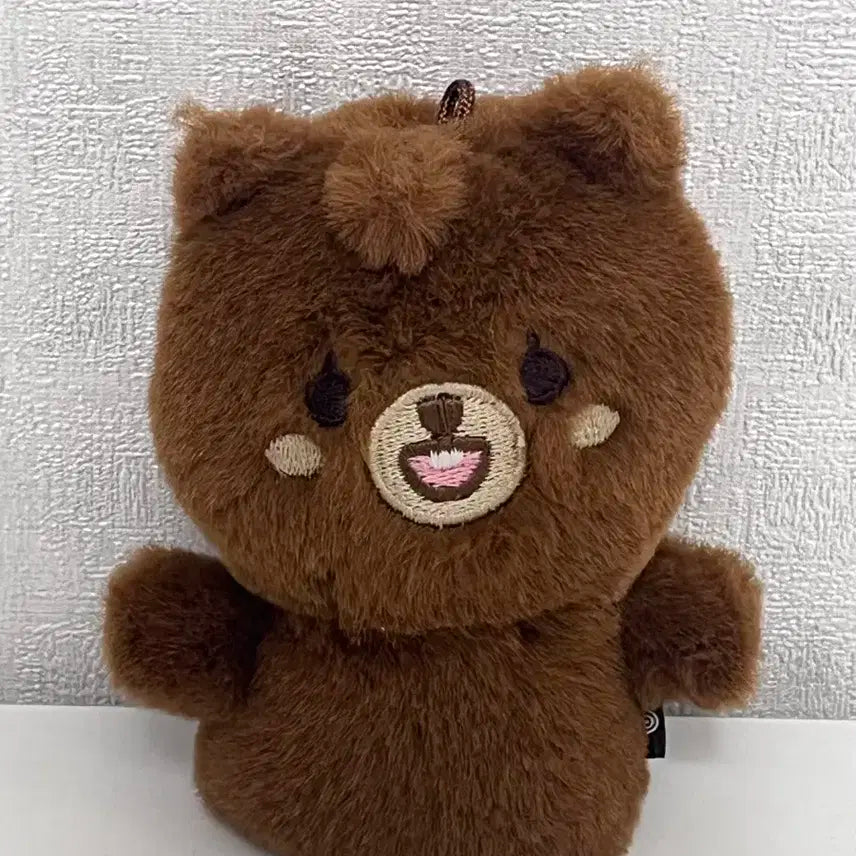 데이식스 데니멀즈 포에버영 뱃지 방 손가락인형