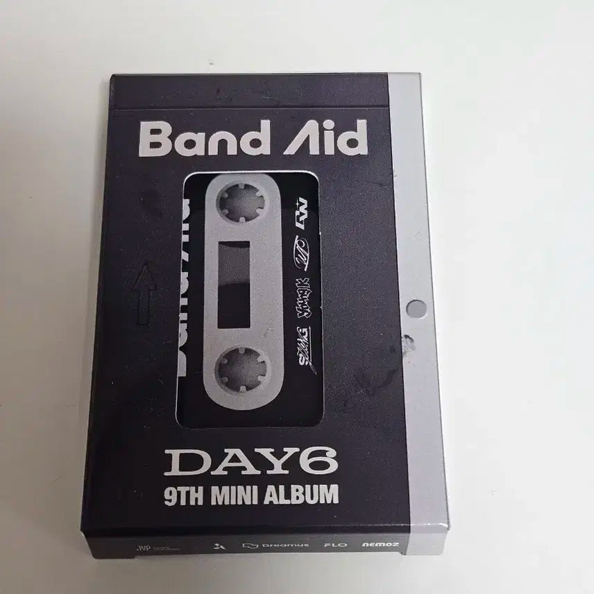 데이식스 Band Aid 네모반