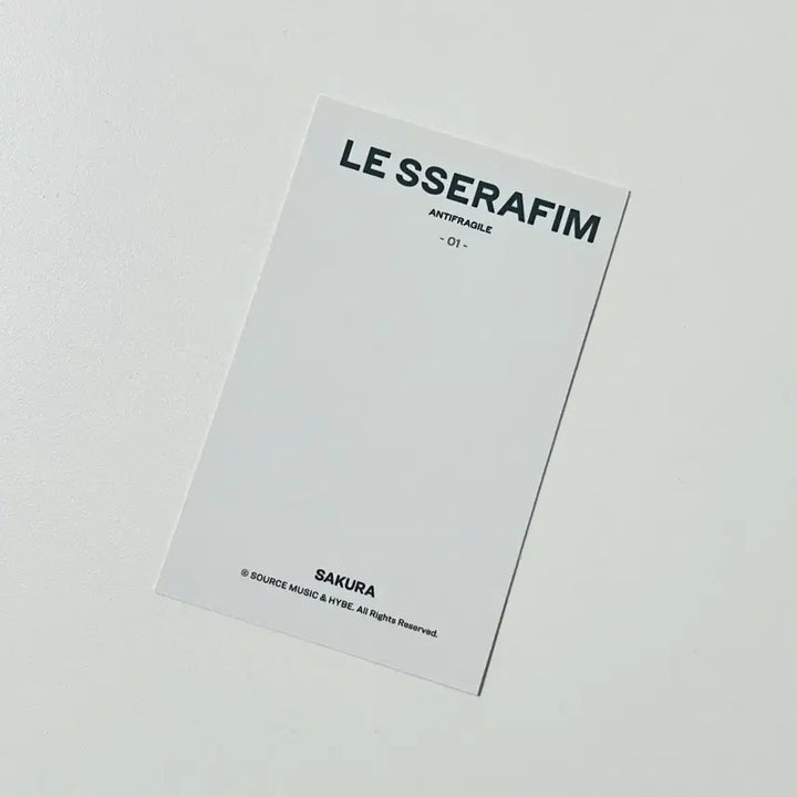 르세라핌 사쿠라 일본 포카 안티프레자일 짭폴라