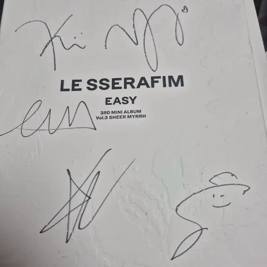 르세라핌 미니3집 음반시디 사인반