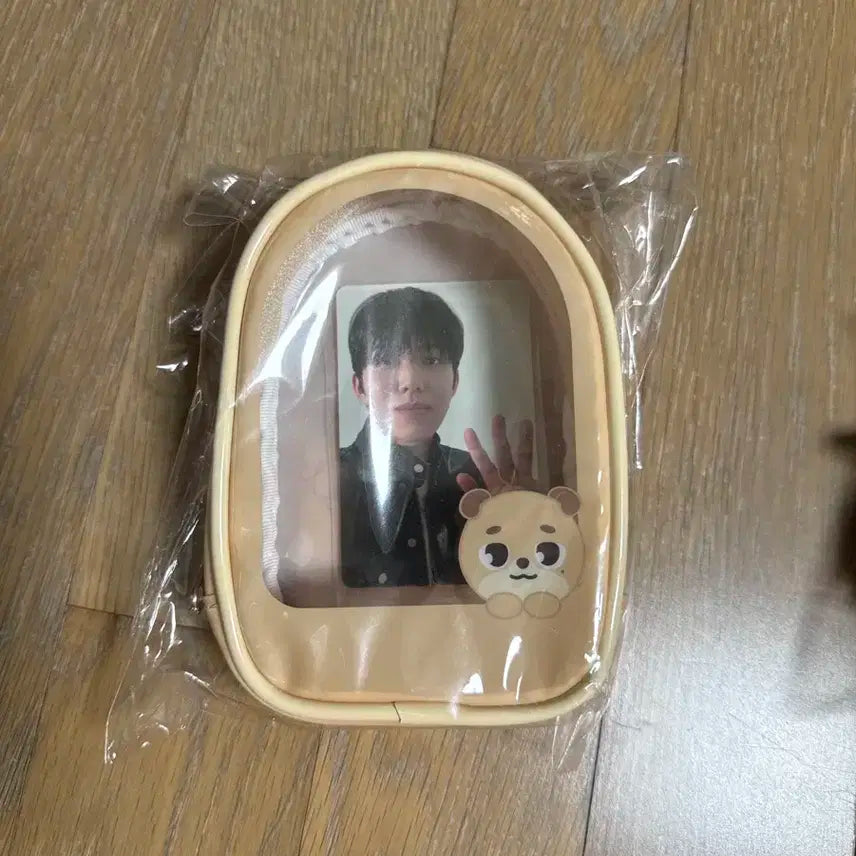 데이식스 데니멀즈 플러시 파우치 돈