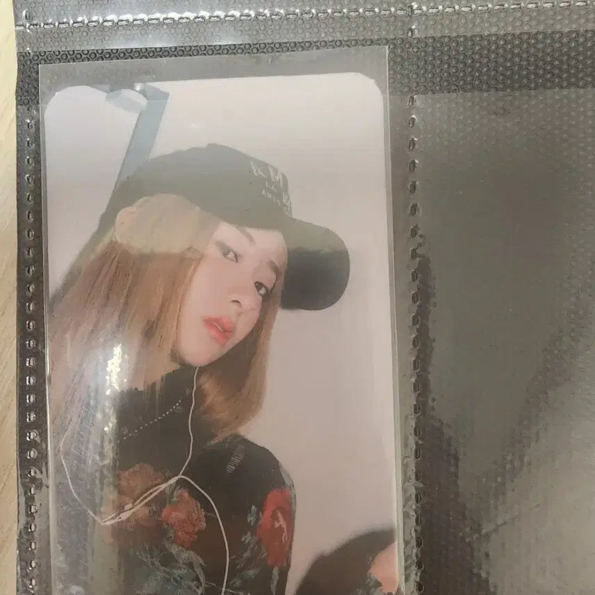 르세라핌 포카 판매