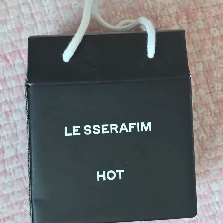 르세라핌 공방 글래스 컵 양도