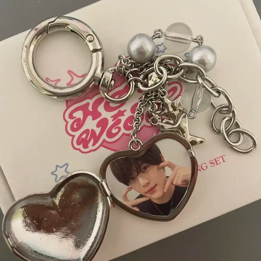 NCT  WISH シオン　steady keyring ver NCT WISH Steady 1st Mini Album with Tracking (Keyring