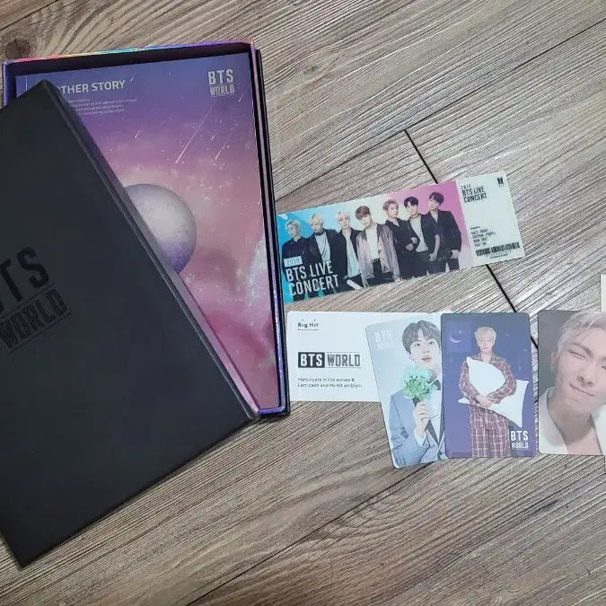 BTS world 앨범 + persona 포카 판매합니다