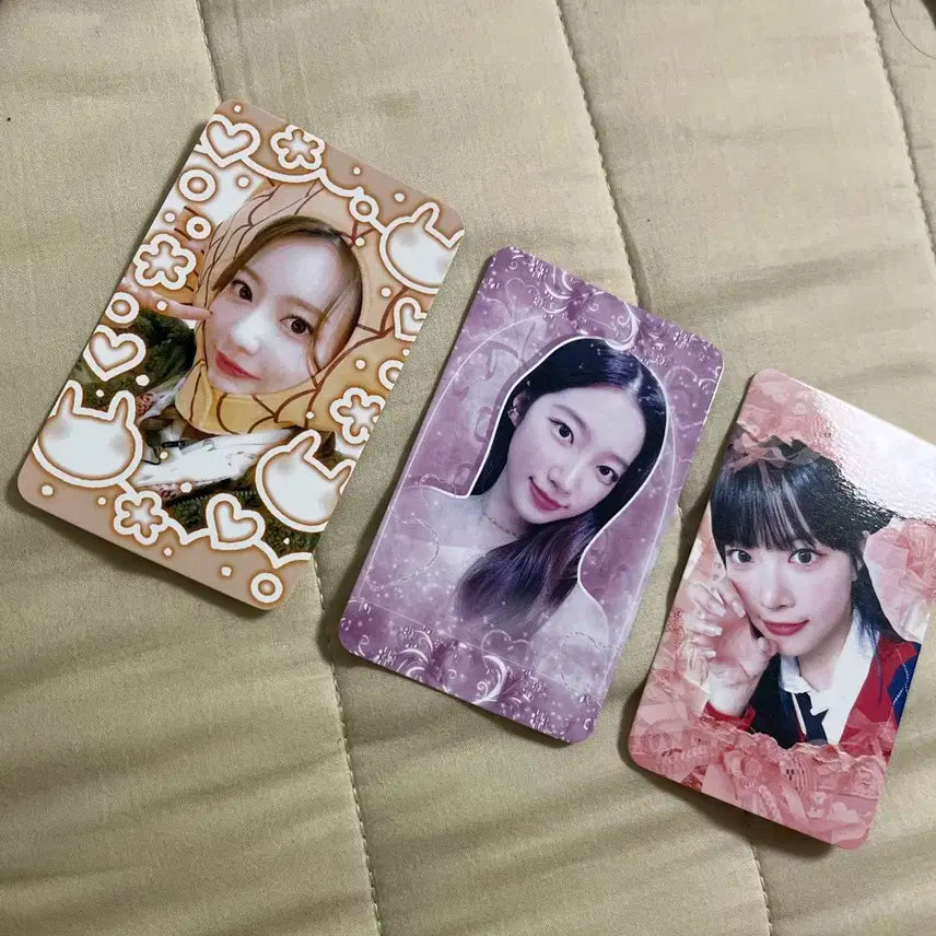 르세라핌 포카 팔아요