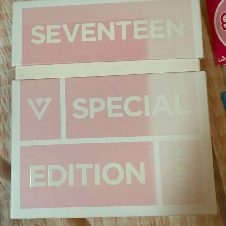 세븐틴 러브레터 리패키지 스페셜 에디션앨범 한정판