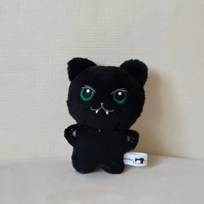 온앤오프 민균 10cm 인형 뀬밤이