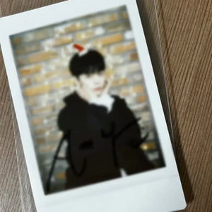 루시 신예찬 싸인폴라로이드