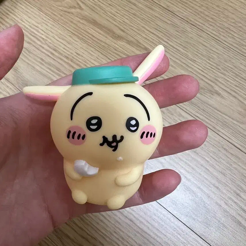 먼작귀 치이카와 우사기 피규어