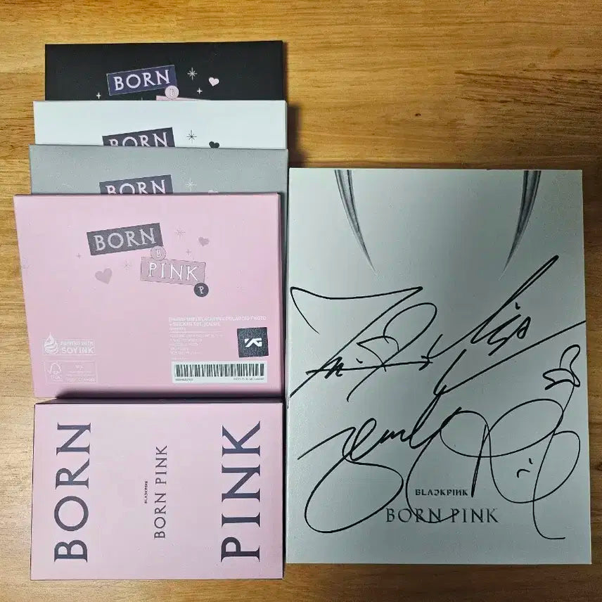 블랙핑크 친필 사인 앨범+폴라로이드 세트+틴케이스 포카 세트 일괄판매