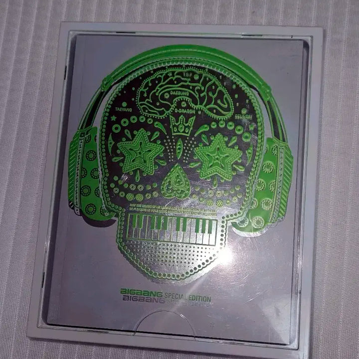빅뱅 스페셜에디션 앨범 초록해골앨범 대성 포카 팝니다