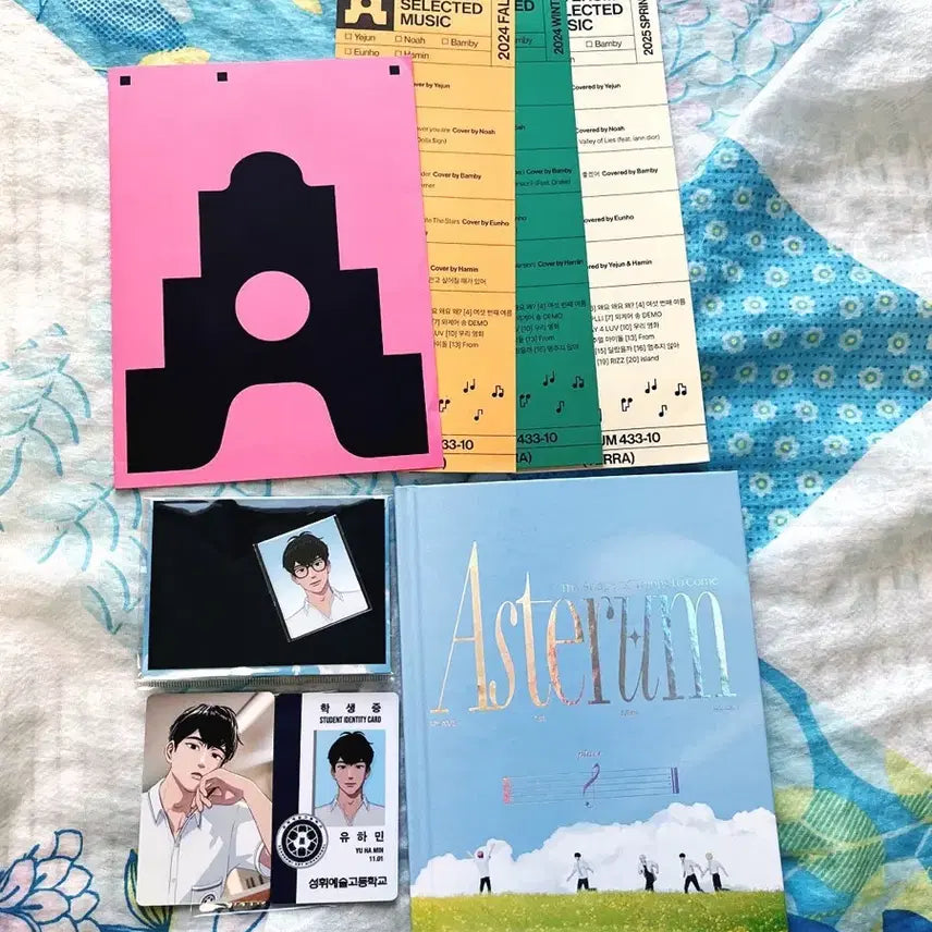 플레이브 애니플러스 하민 증사+여섯번째 여름 학생증,앨범