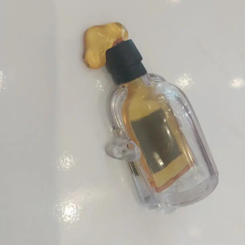 술 취한 위스키 가챠 피규어