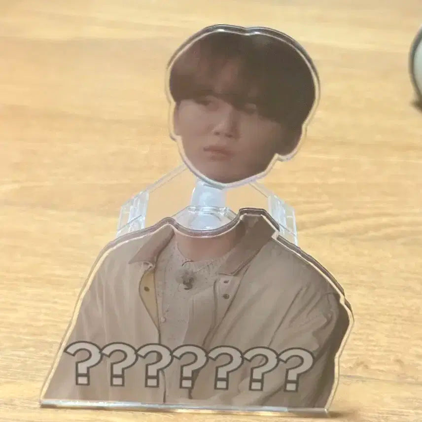 세븐틴 승관 머리 움직이는 피규어 굿즈