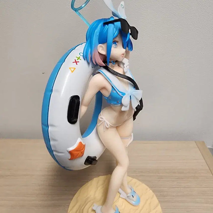 불루아카이브 아로나 수영복 피규어