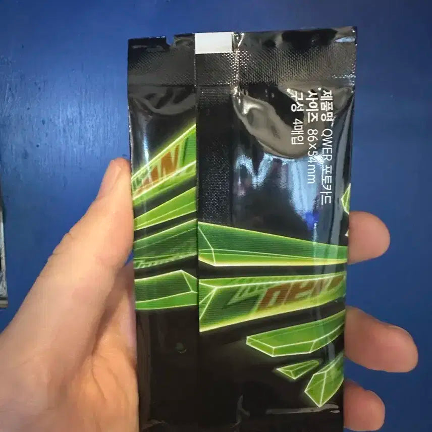 마운틴듀 qwer 포토카드 팔아요