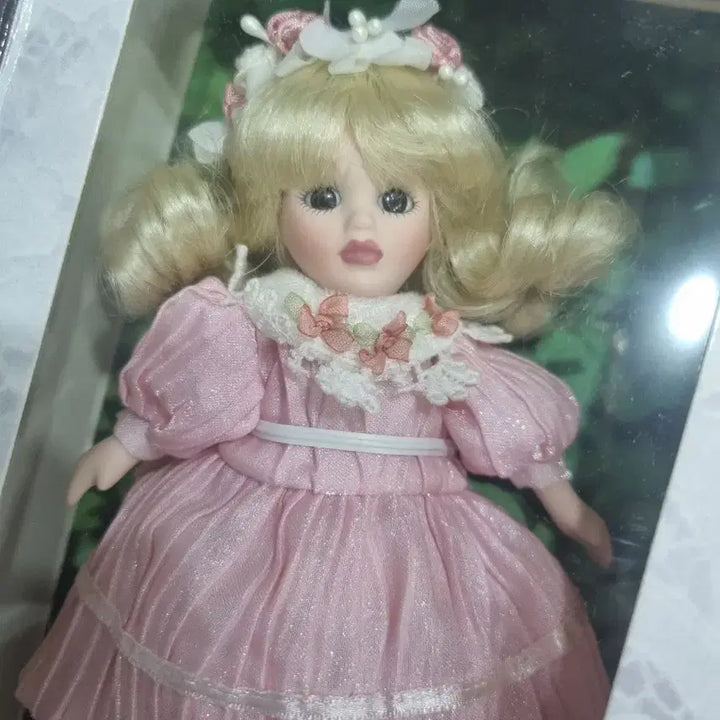 마담 알렉산더  포세린돌